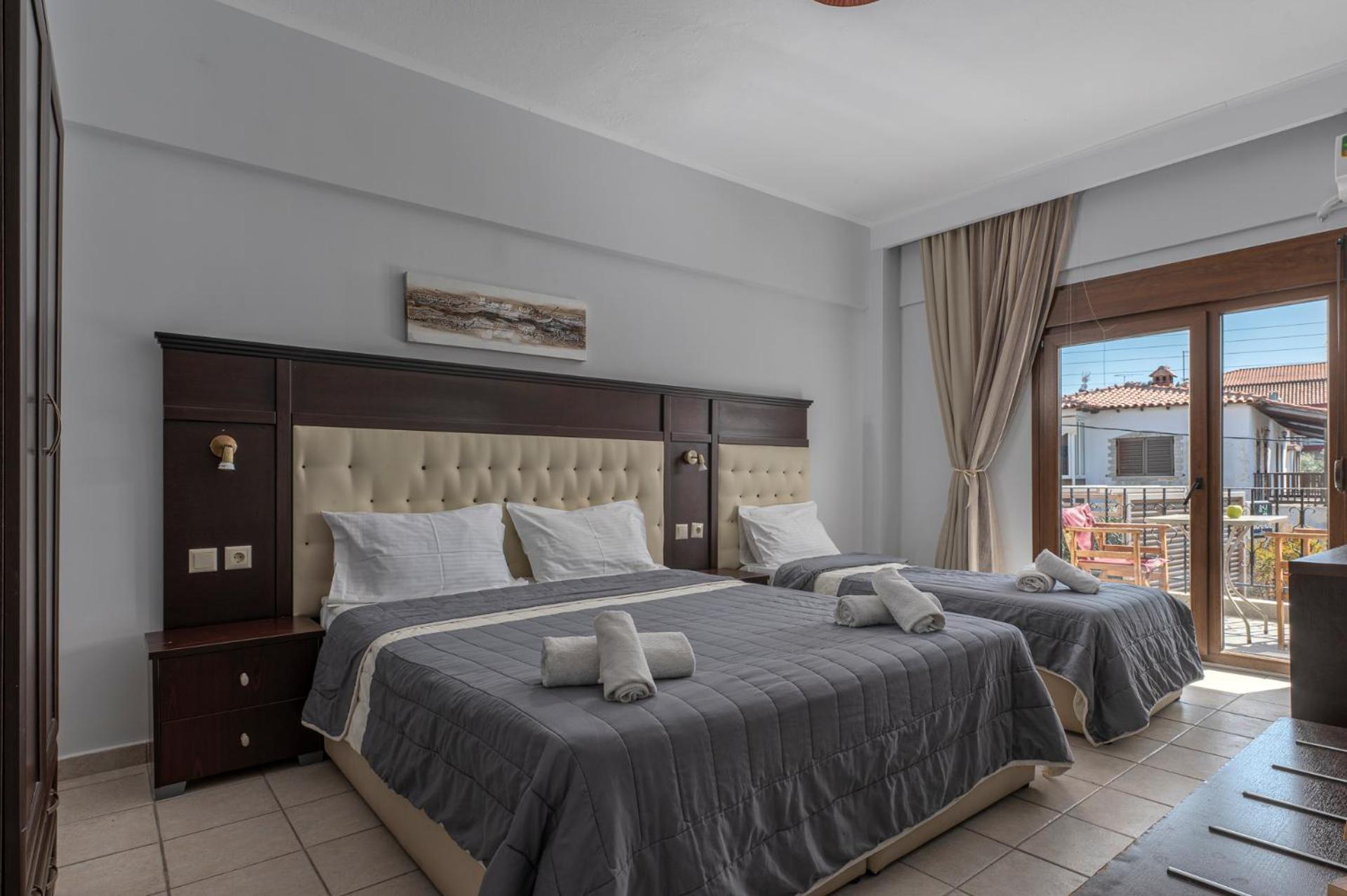 Adonis Hotel Пефкохори Номер фото